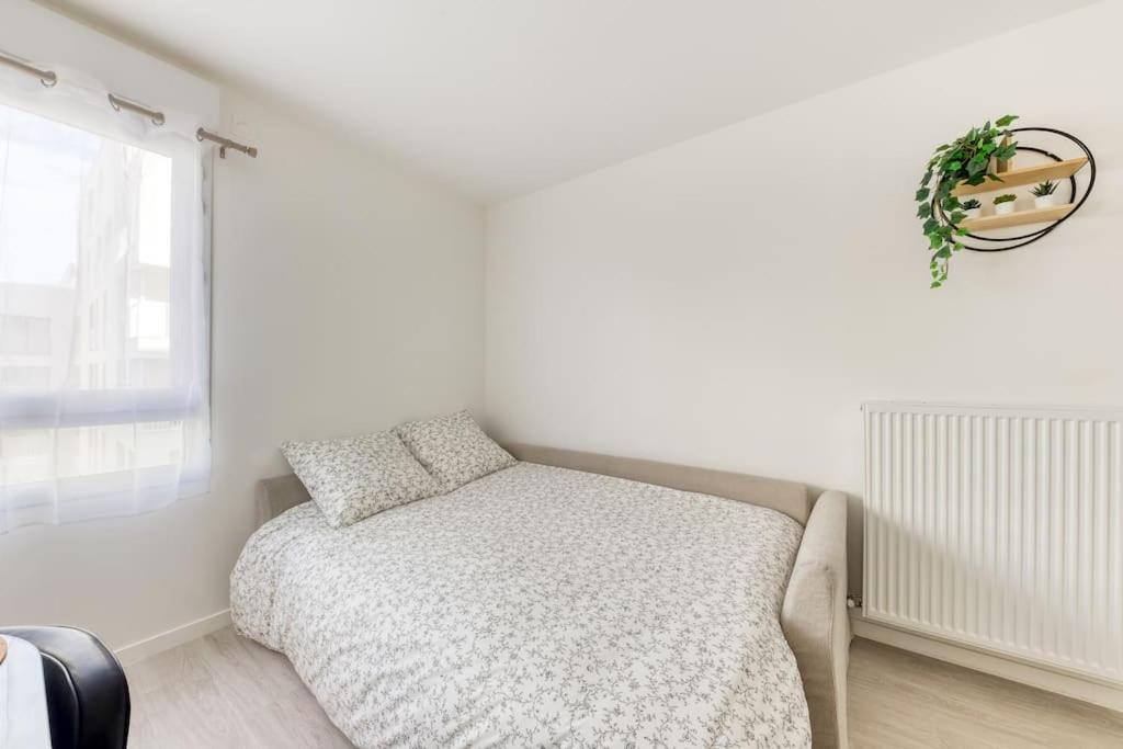 Moderne T2 Proche Paris Parking Bondy